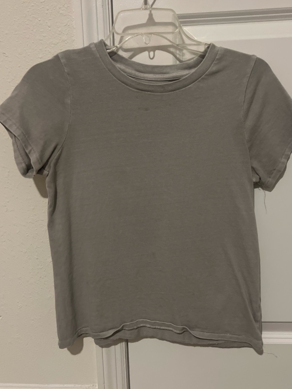 Aeropostale Classic Short Sleeve Crew Tee in Gray